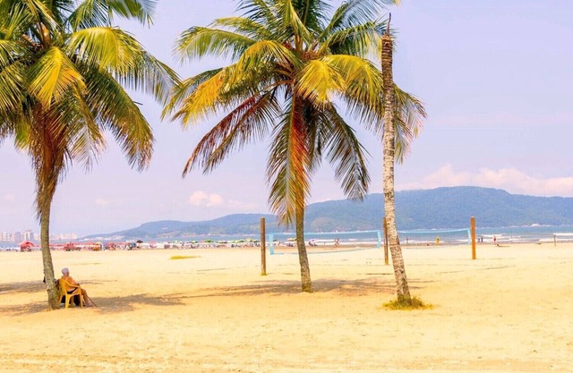 Confortável Apartamento com Wi-Fi, pé na areia