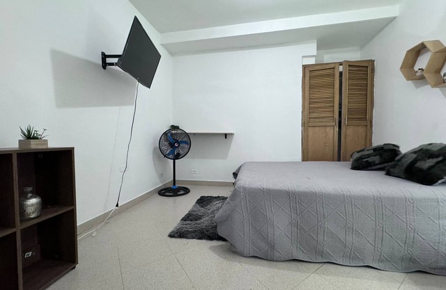 Confortable Apartamento Bien Equipado Cerca al Estadio y al Metro