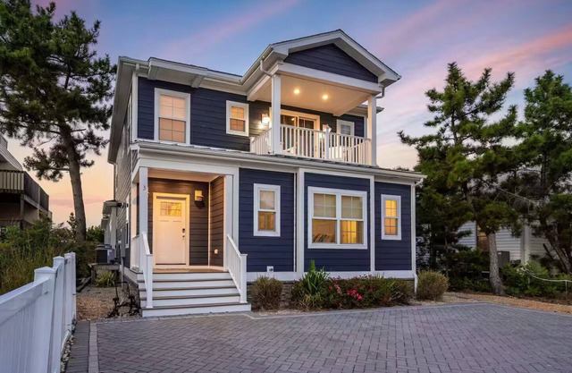 Congratulations! You have found one of the Best Vacation Homes in Fenwick