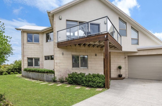 Connolly House offers a Port Fairy haven for families and surfers.
