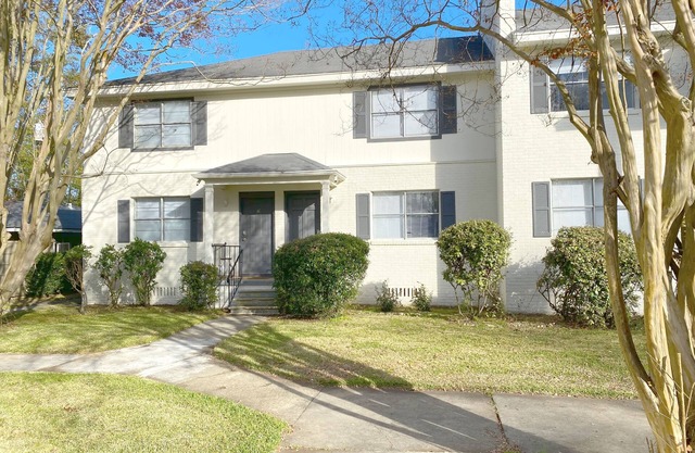 Connor Townhouse Condo Near Downtown