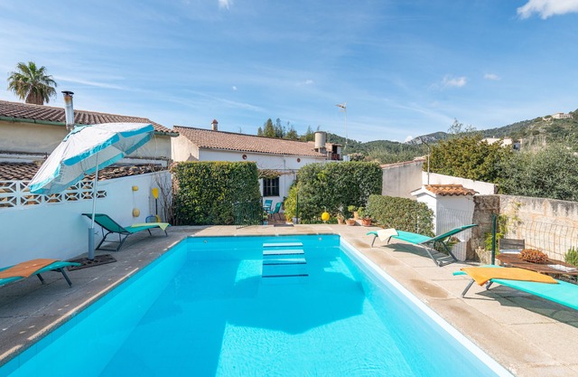 CONSTRUCCIONES BALAGUER - Villa with private pool in Mancor de la Vall. Free WiFi