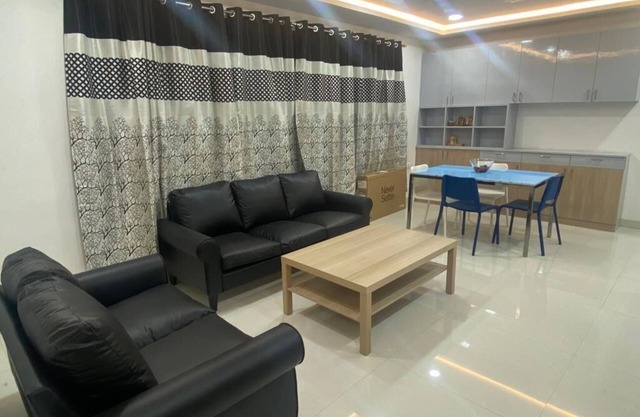 CONTEMORARY PRISTINE 3 BHK IN THE FIN HUB :-KSH