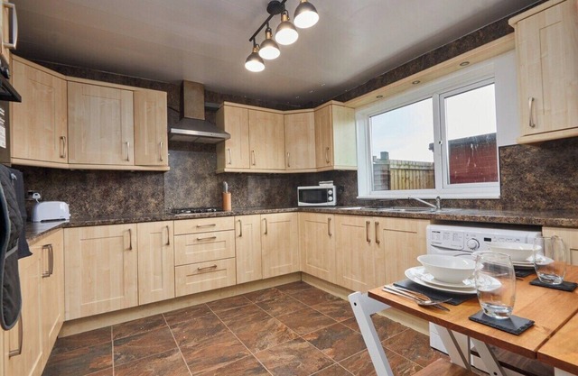 Contemporary 3-Bedroom Home in Hartlepool