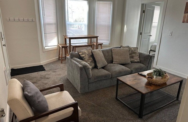 Contemporary Condo Steps to Downtown Spokane