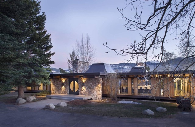 Contemporary McLain Flats Estate