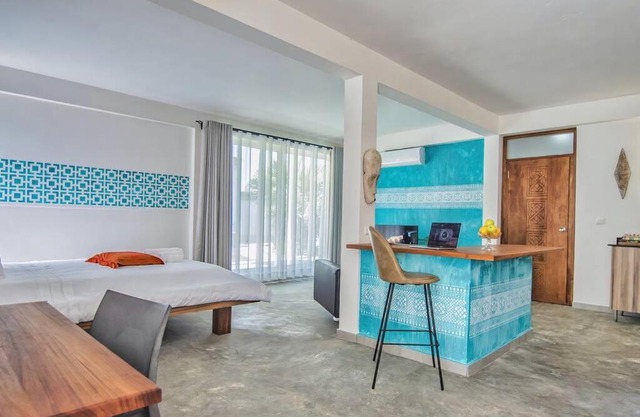 Contemporary Private Studio with Pool and Kitchen