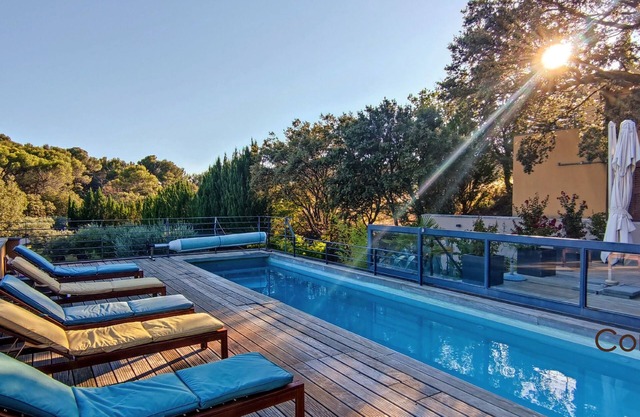 Contemporary villa in Le Barroux overlooking Mont Ventoux