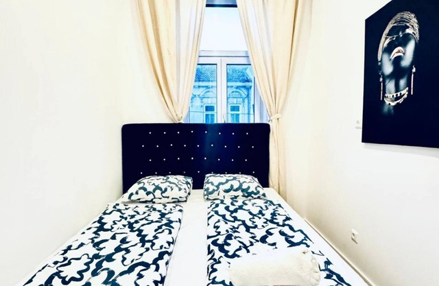 Convenient Stay Room, 11 Min to Atzgersdorf Park