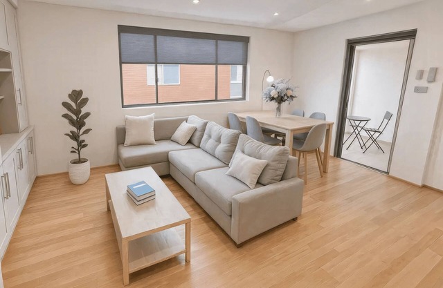 Coogee- COOGY Abbott Street - Cozy Furnished Apartment Steps from Coogee Beach Pavilion