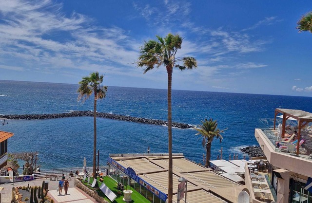 Cool 2-bedroom apartment with AC in fabulous Costa Adeje