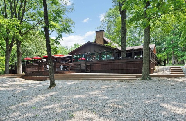Cool Goose Landing.A place you'll remember!