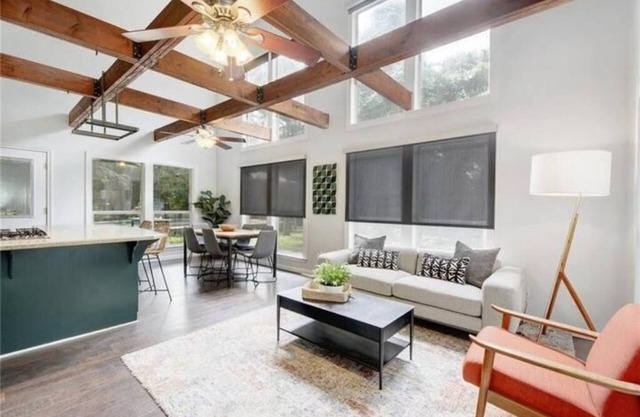 Cool retreat with private pool!