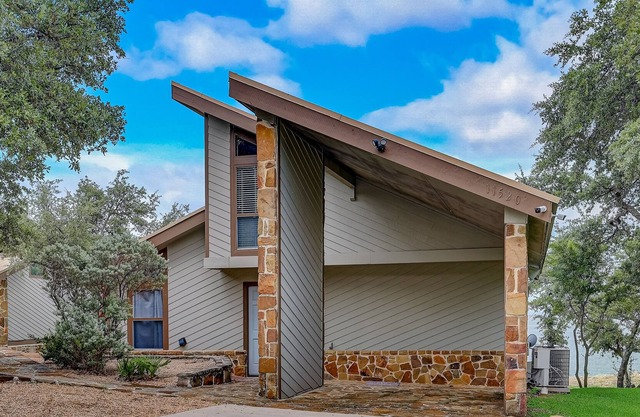 Cool Water Cottages | Property in Burnet with waterfront access