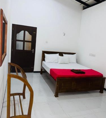Cool white vila