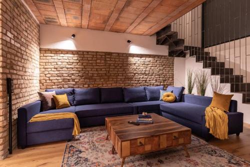 COOLEST Apartment in Berlin, easy Check-in, cozy, near city center - 4 room maisonette #1