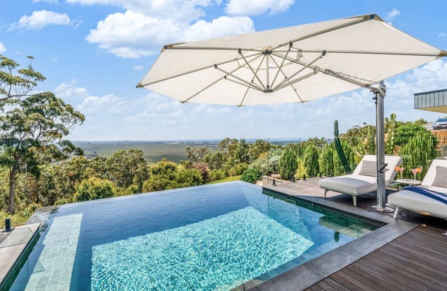 Coolum Beach Country Retreat
