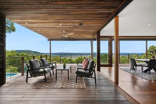 Coolum Scenic Getaway - Mountain & Ocean views only 15 minutes from the beach