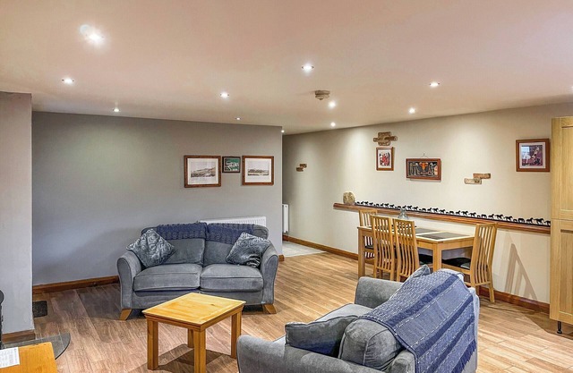 Cooper Cottage - UK47544