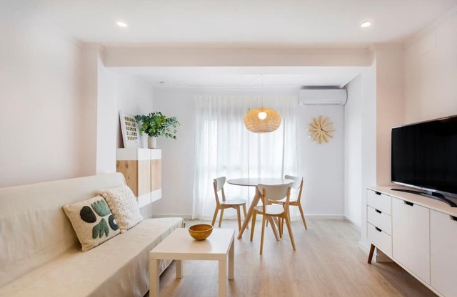 Coqueto apartamento junto a la playa.