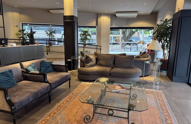 CORAL TRADE HOTEL