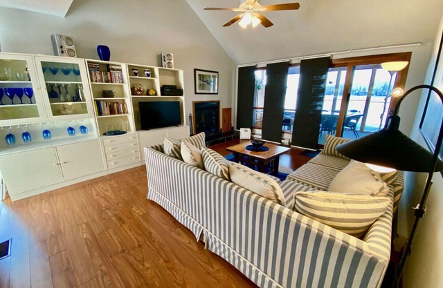 Cordova Lake House