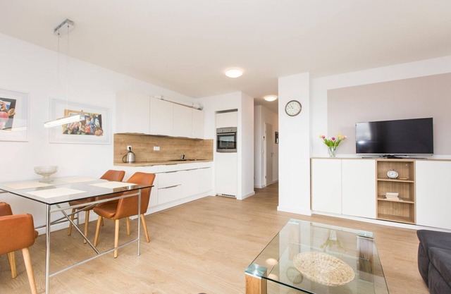 Corner apartment with 2 terraces with parking at the house, dog allowed P7 A5 - 2