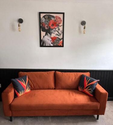 Corner Cottage