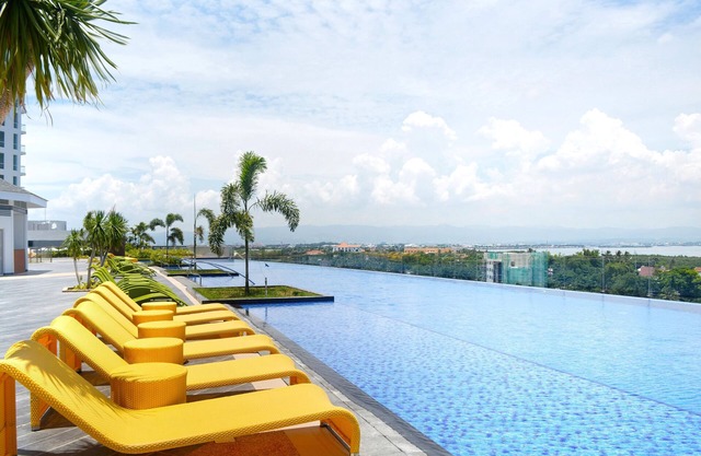 Corner Crib w/Ocean-view in Mactan