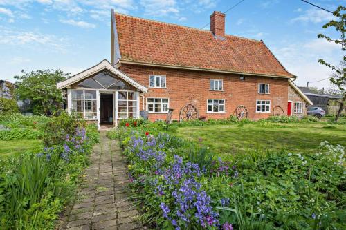 Corner Farm Cottage