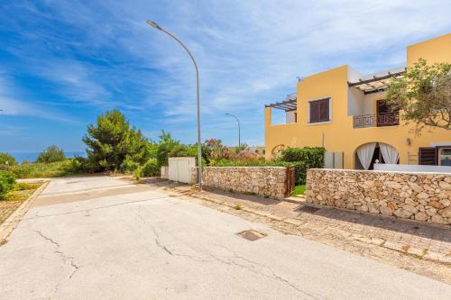 Corte del Salento by BarbarHouse