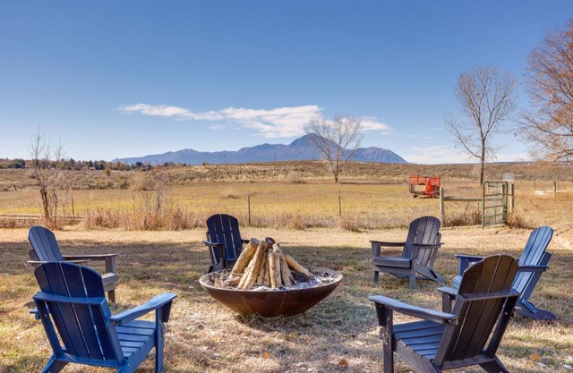 Cortez Retreat with Hot Tub - 11 mi to Mesa Verde!