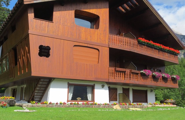 CORTINA AMAZING VIEW! LUXURY ROMANTIC CHALET 5MIN WALK to CENTER - SKI FACILITI