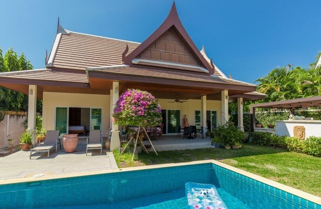 Corton - 2BR Boutique Pool Villa