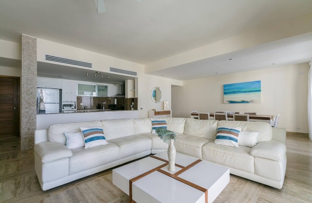 Costa Atlantica C302LO Beachfront 200Mbps Internet