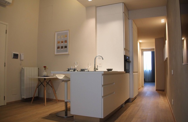 Costa20. Newly renovated downtown apartment.