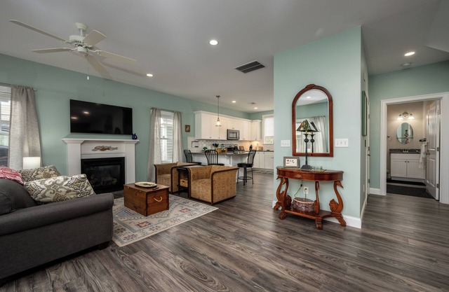 Costal retreat in gated community with fireplace, wifi, pool, gym & game room