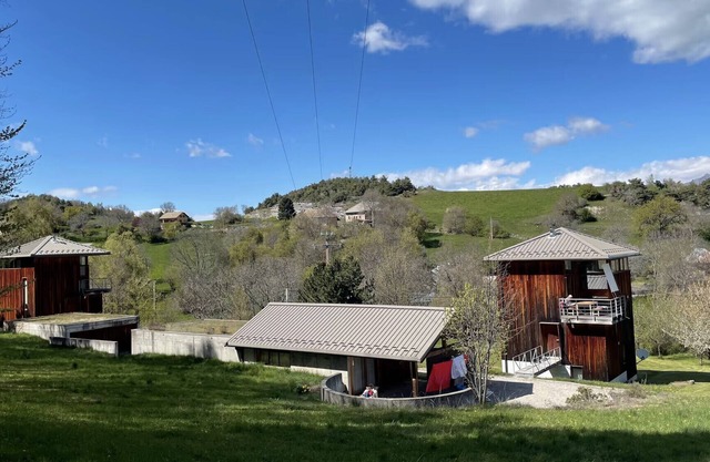 Costebelle, A beautiful holiday home for 8 people in La Bréole,