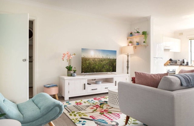 Cosy 2-Bed Apartment in the Heart of Strathfield