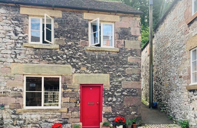 Cosy 2 Bed Boutique Cottage in Wirksworth on the edge of the Peak District