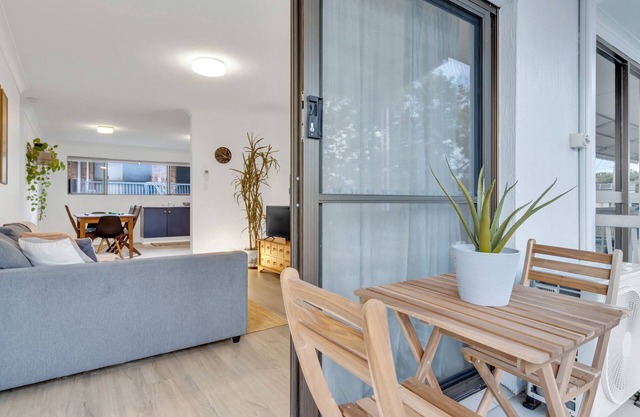 Cosy 2-Bed in Leafy Street with Outdoor Dining