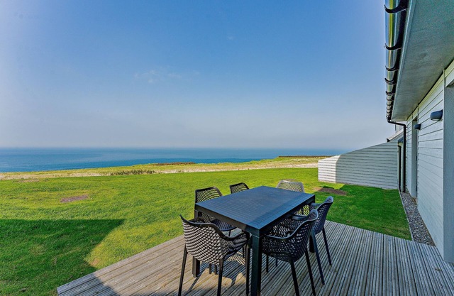 Cosy, 3-bedroom cottages with uninterrupted views of the sparkling Llyn Peninsula coastline.