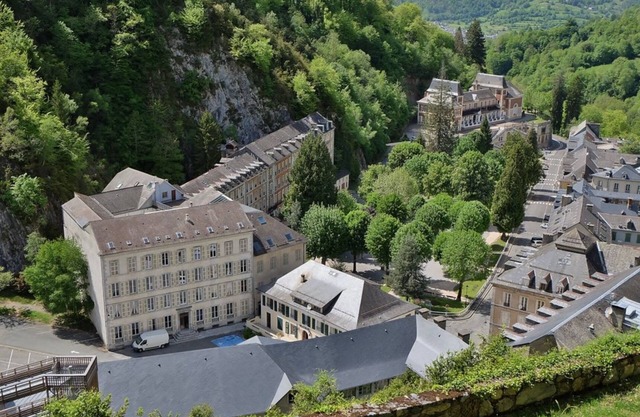 Cosy 3-star apartment free internet and parking Eaux Bonnes