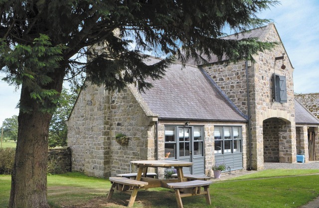Cosy accommodation with wood burning stove in the grounds of Bitchfield Tower.