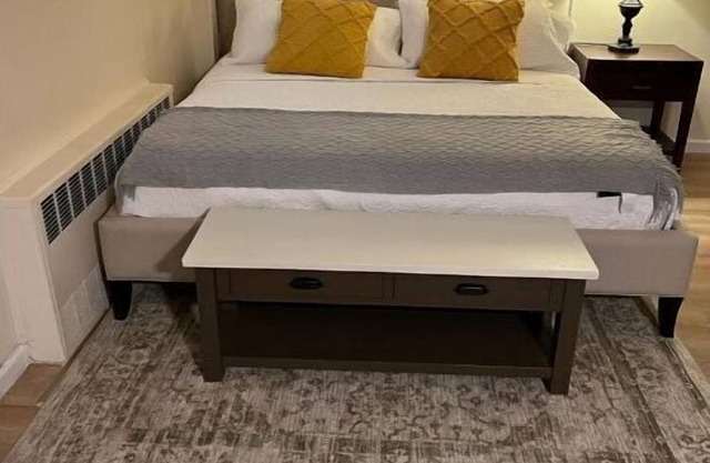 Cosy and romantic studio apartment near carnasie park