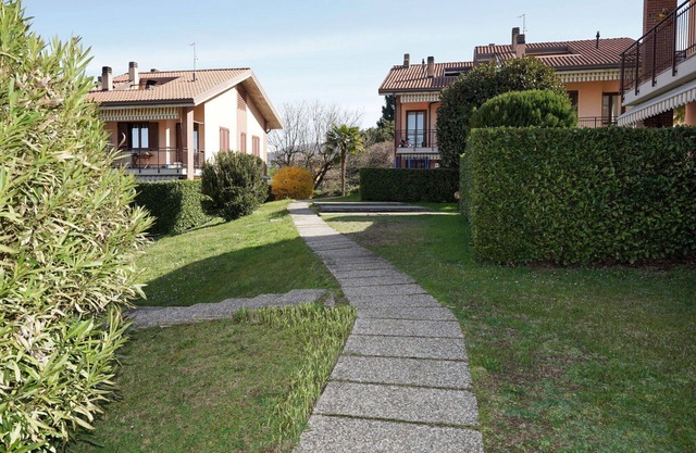 Cosy apartment for 4 people with WIFI, TV, patio and parking