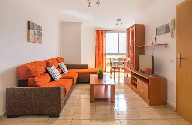 Cosy Apartment ‘2B Atlántico’ in Town Centre with Wi-Fi