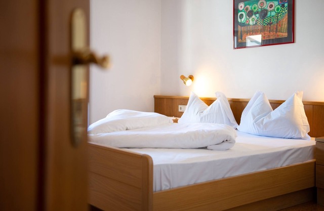 Cosy Apartment 5 "Zur Sonne" with Mountain View, Garden & Wi-Fi