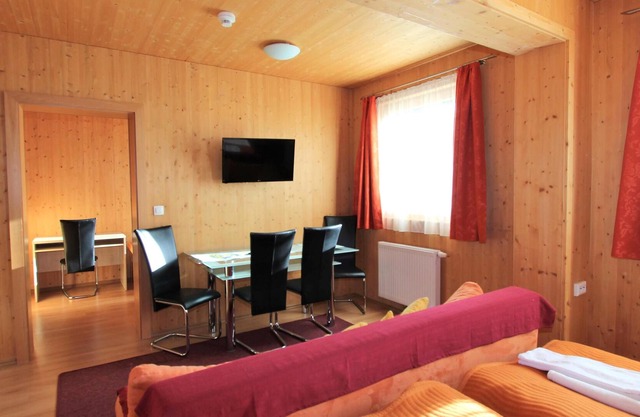 Cosy apartment right next to the ski lift