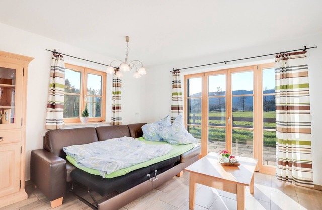 Cosy Apartment "Bergblick" with Garden, Terrace & Wi-Fi; Parking Available